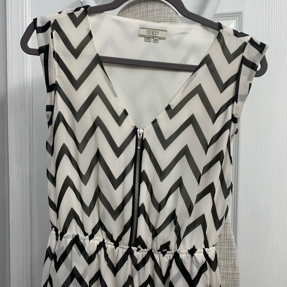 Guess Chevron Dress - Picture 2 of 4